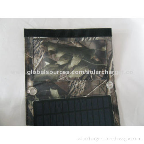 Camouflage Branches Foldable Solar Charger, Up to 5V/2A Output